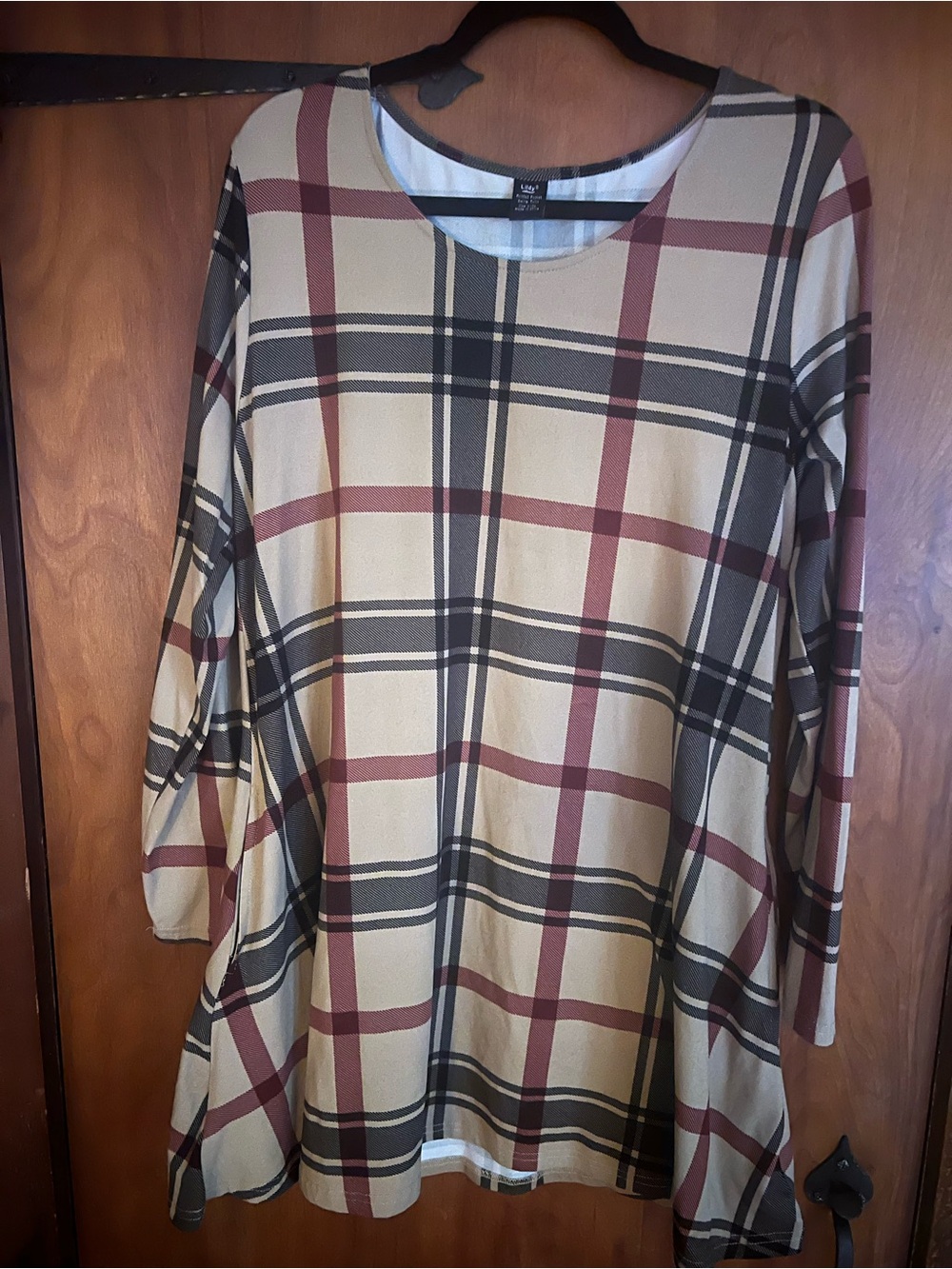 Plaid Long Sleeve Tunic Top in Beige, Black & Burgundy